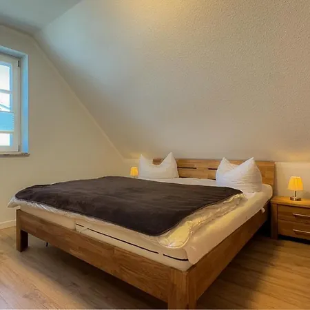 Haus Thea 03, 