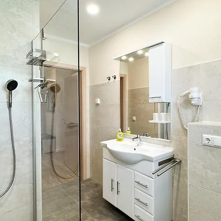 Haus Thea 03, 